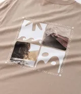 Remera masculina de algodón color beige, modelo comfort, con cuello redondo y manga corta. Presenta un pequeño estampado cuadrado en el pecho con un diseño de sol estilizado.