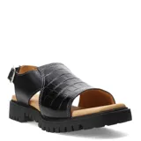 Sandalias de cuero negro con textura tipo cocodrilo, diseño de tira ancha en el empeine y ajuste con hebilla lateral. Poseen una suela track robusta de color negro y plantilla acolchada en tono natural.