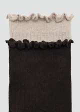 Pack de dos pares de medias tobilleras de tejido acanalado, en color negro y beige, con ribete superior con volados.