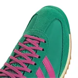 Championes Adidas SL 72 OG W, color verde con detalles en rosa y suela marrón.