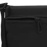 Bandolera Nike modelo Futura 365, color negro con logo y swoosh estampados en blanco en el frente. Cuenta con solapa de cierre, correa ajustable para el hombro y diseño compacto.