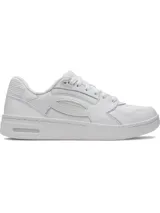 Championes Under Armour modelo Flex, color blanco, con diseño urbano de cuero premium, entresuela de EVA amortiguada y suela de goma resistente.