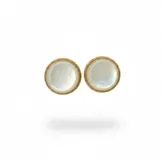 Aros de diseño circular tipo pastilla con centro de nácar y borde metálico dorado.
