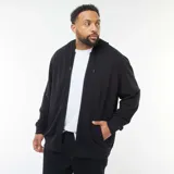 Buzo negro con capucha, cierre frontal con cremallera y bolsillos laterales.