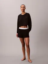 Shorts de estar por casa Calvin Klein, confeccionados en punto de algodón, con cintura elástica con logo de la marca y bolsillos laterales.