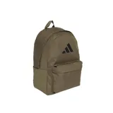 Mochila Adidas color verde oliva con logo de las tres barras en degradé de grises. Tiene un bolsillo frontal con cierre, bolsillos laterales sin cierre y correas acolchadas ajustables.