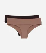 Kit de dos bombachas modelo bikini confeccionadas en microfibra suave, con forro de algodón. Diseño básico y sin costuras visibles, ideal para uso diario.