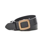 Cinturón de cuero vacuno color negro, de 2,8 cm de ancho, con hebilla cuadrada metálica color dorado.