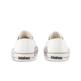 Zapatillas bajas de eco cuero blanco con cordones blancos, forrería de algodón blanco, plantilla extraíble de caucho moldeado, ojalillera color bronce y suela de caucho vulcanizado.