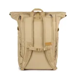 Mochila Jansport Hatchet Rolltop color beige con cierre superior enrollable, múltiples bolsillos y detalles en cuero sintético.
