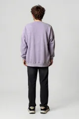 Pantalón de jean celeste de corte recto.