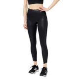 Calza deportiva New Balance modelo WP23282BK, color negro, de tiro alto y largo capri.