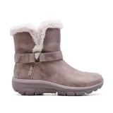 Bota marrón de caña baja con forro de piel sintética y plantilla acolchada Skechers Air-Cooled Memory Foam.