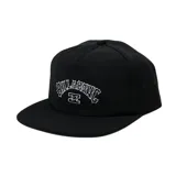 Gorra Billabong modelo Arch Team 2 de color negro, con visera plana y bordado frontal en hilo blanco con el nombre de la marca y su clásico isotipo de olas.