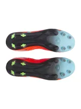 Championes de fútbol Under Armour Magnetico Elite 4 FG, color naranja vibrante con detalles en gris y verde neón. Presentan tecnología UA Clone en la parte superior para un ajuste personalizado, impresión 3D para mayor control y suela ligera con tacos mixtos para tracción multidireccional.