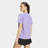 Remera de running Adidas modelo Adi365 Climacool de color lila, con cuello redondo y mangas cortas adornadas con las tres tiras blancas características de la marca. Incluye el logo de Adidas en el pecho en color blanco y tecnología Climacool para absorción del sudor.