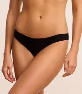 Kit de dos bombachas bikini de algodón con elastano, una blanca y otra negra.