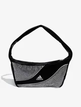 Bolso de hombro Adidas de diseño curvo, color negro, decorado con aplicaciones de pedrería brillante en los laterales y logo de la marca estampado en el centro.