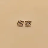 Par de gemelos cuadrados de plata 925 con diseño de cabeza de caballo en relieve.