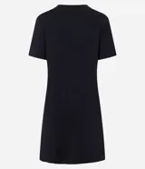 Camisón corto negro de viscolycra con mangas cortas y estampado de Hello Kitty vestida con kimono.