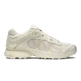 Championes Salomon modelo XT-Whisper, color gris y plateado, con diseño texturizado, sistema de ajuste Quicklace y tecnología SensiFit.