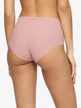 Bombacha hipster de talle alto color rosa, sin costuras y con logo de Calvin Klein en la cintura.