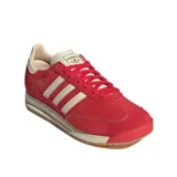 Championes Adidas SL 72 RS color rojo con detalles en blanco y suela de goma.