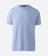 Remera masculina de manga corta con cuello redondo, confeccionada en tejido piqué con efecto melange. Presenta una textura suave y estructurada, ideal para un estilo casual y sofisticado.
