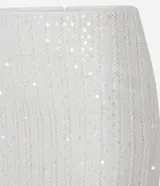 Pollera new midi de tejido de punto con lentejuelas aplicadas, corte ajustado y diseño forrado.