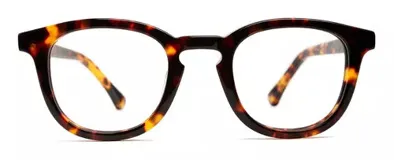 Armazón para lentes de receta, marca Ido, con forma panto y puente de botella. Diseño carey con detalles en plateado en las patillas.