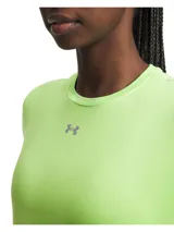 Remera deportiva Under Armour modelo Vanish SS, color verde claro, de manga corta, con cuello redondo y logo reflectante en el pecho.