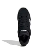 Championes Adidas Grand Court Alpha de estilo urbano, con capellada de cuero sintético negro, las icónicas tres tiras laterales en blanco, entresuela Cloudfoam para mayor amortiguación y suela de goma.