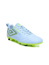 Championes de fútbol Umbro modelo Vision HG, color negro con detalles en rojo y blanco.