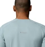 Remera de manga corta técnica Columbia Diamond Peak, color celeste, con tecnologías de enfriamiento y protección solar.