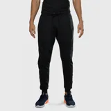 Pantalón deportivo negro de hombre, estilo jogging, con puños ajustados en los tobillos y cordón regulable en la cintura.