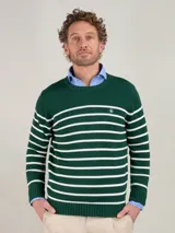 Jersey de punto inglés para hombre, confeccionado en algodón de corte regular fit, con diseño a rayas horizontales en color verde y blanco, cuello redondo y manga larga. Cuenta con el logo bordado en el pecho.