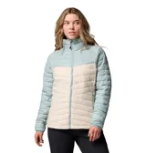 Campera Columbia Powder Pass Jacket acolchada, con diseño en bloques de color gris claro y beige, cuello alto, cierre frontal y bolsillos laterales con cierre. Incorpora tecnología Omni-Shield™ y aislamiento Thermarator™.