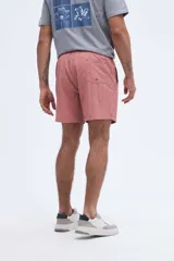 Short de baño liso azul marino, de corte clásico con cintura elástica y cordón ajustable.