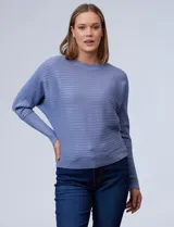 Sweater negro de tejido acanalado, marca Philosophy, con mangas dolman amplias y cuello redondo.