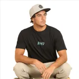 Remera negra de manga corta Maui and Sons x Bilsed, con estampado frontal de la marca en color celeste. Edición especial con estampados exóticos y vibrantes.