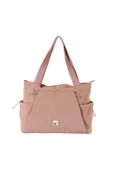 Cartera tipo tote bag de nylon color negro, con bolsillos laterales con cordón ajustable, asas de hombro y detalle de etiqueta frontal.