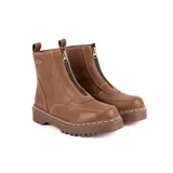 Bota corta de cuero color chocolate de la marca Kiko's, con cierre frontal y suela track dentada.
