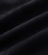 Chaqueta tipo bomber de Marfinno en color marrón, confeccionada en tejido con textura similar a la gamuza. Presenta cuello, puños y ruedo en tejido rib elástico, cierre frontal completo y diseño liso con bolsillos funcionales.