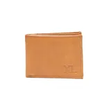 Billetera de cuero color tostado, de diseño clásico y rectangular, con el logo de la marca grabado en relieve en la esquina inferior derecha.