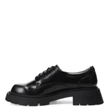 Zapato de mujer estilo oxford o derby, color negro charol, con cordones y plataforma gruesa dentada.