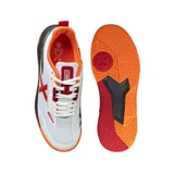 Championes Munich Hooper Kid 01 para handball, color blanco con detalles en naranja, rojo y gris. Presentan el logo de la marca en el lateral y suela de goma. Diseñados para uso en interiores.