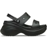 Sandalias negras Crocs modelo Classic Bae, con plataforma alta y diseño de dos tiras con perforaciones para Jibbitz y tira trasera ajustable.