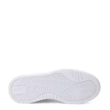 Championes Puma Caven III de diseño urbano, color blanco, con capellada de cuero sintético, perforaciones en la puntera para mayor ventilación y suela de goma resistente.