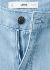 Jeans de corte palazzo y tiro regular, confeccionados en denim suave de color celeste claro.