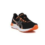 Championes Asics Gel-Excite 8 para running, en color negro con detalles en naranja y blanco.